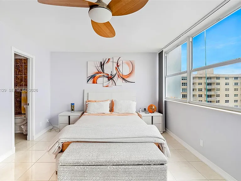 1400 S Ocean Dr #802 — Photo 16