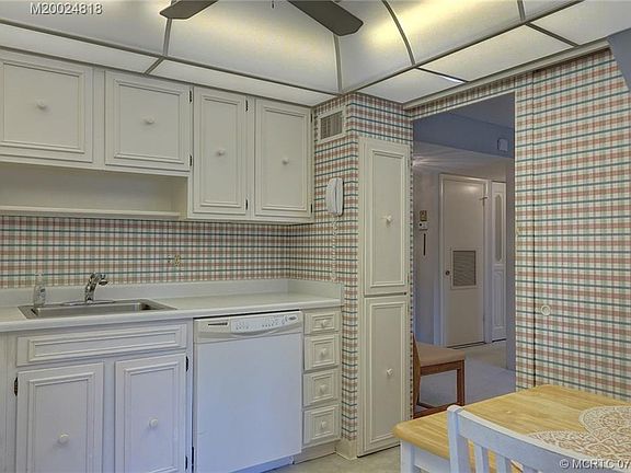5th image of 1800 SE Saint Lucie Blvd APT 1-203