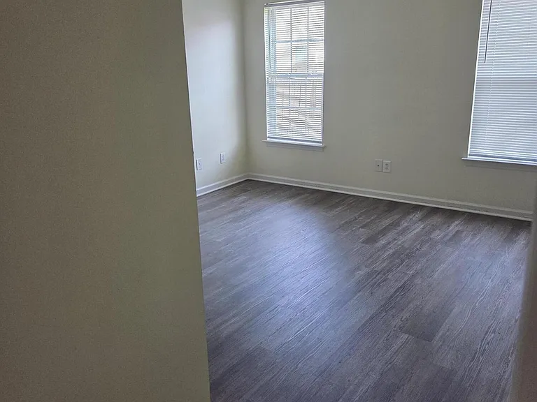 1200 Saint Charles Cir — Photo 12