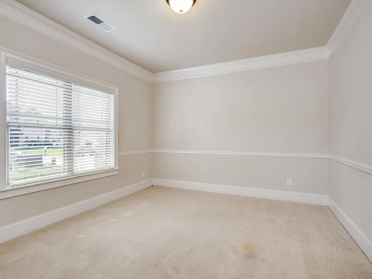 542 Oconee Cir — Photo 5