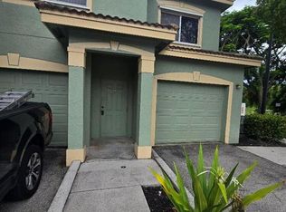 280 Crestwood Cir APT 206, Royal Palm Beach, FL 33411