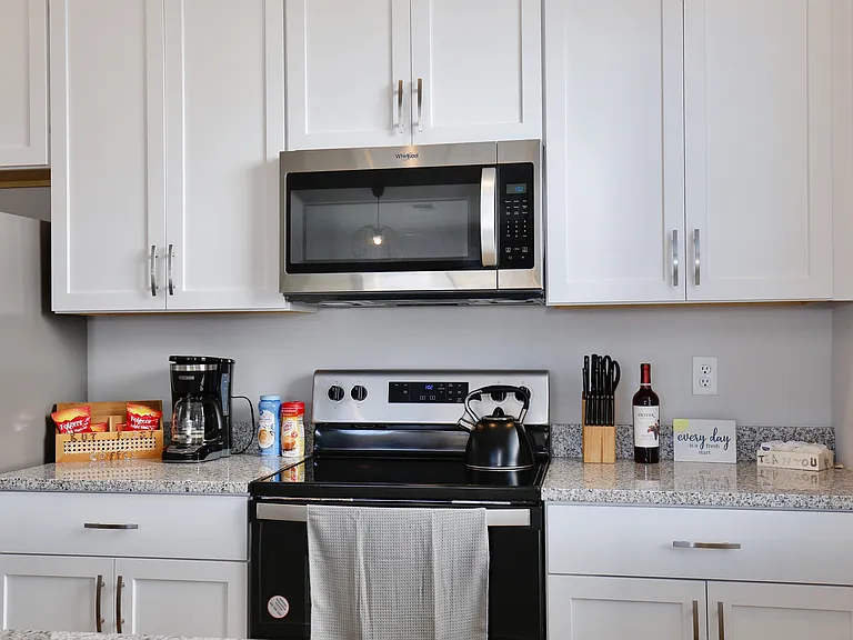1101 Arisha Dr — Photo 6