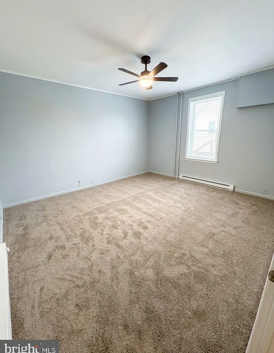 2 bed, 1.0 bath, 1200 sqft, $1,200 — Photo 4