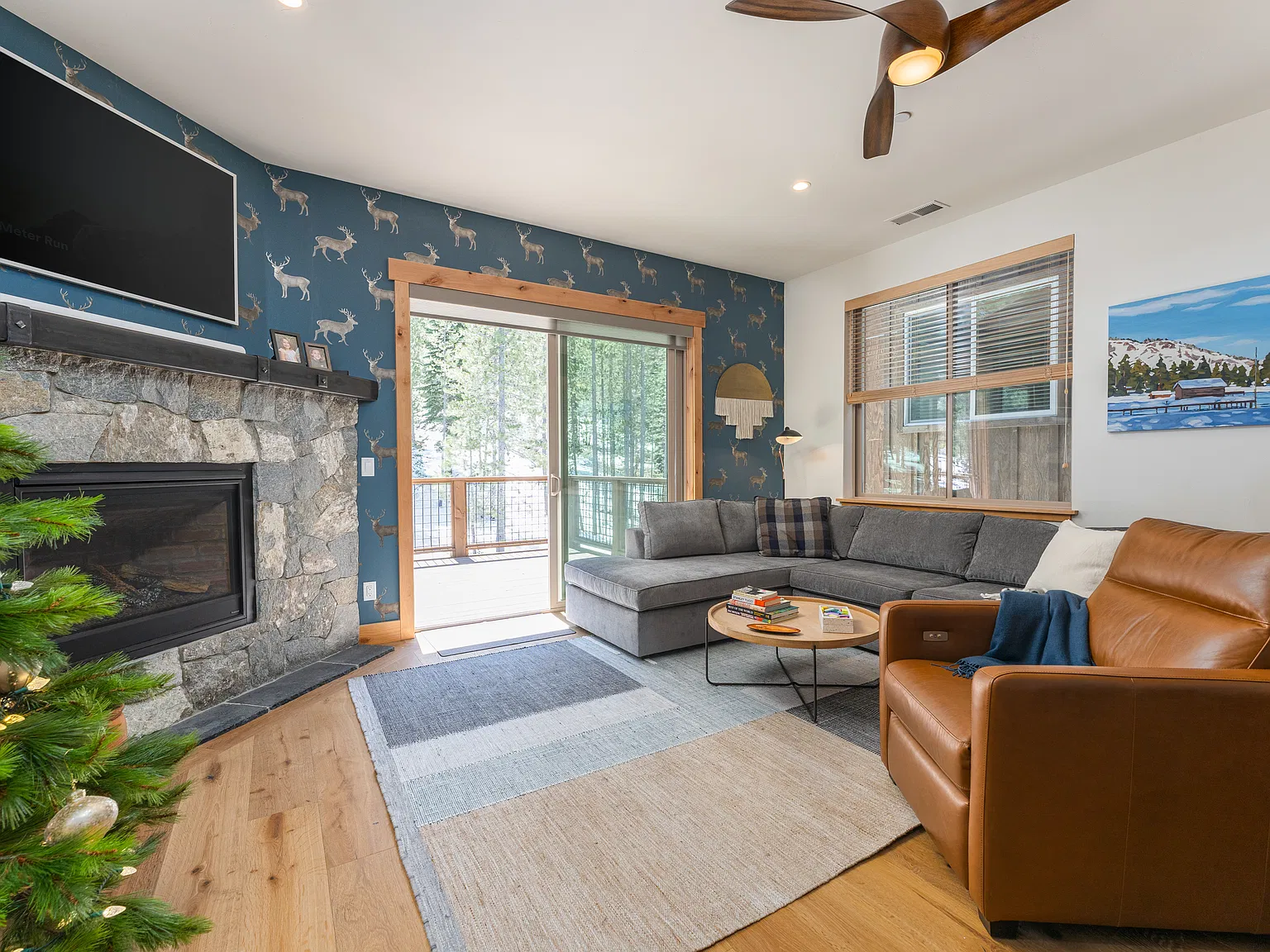 3 bed, 1613 sqft, $5,995 — Photo 3