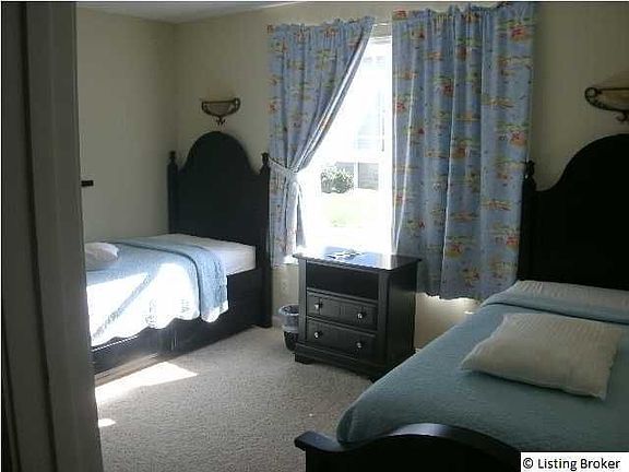 3rd image of 50 Grandview Ct