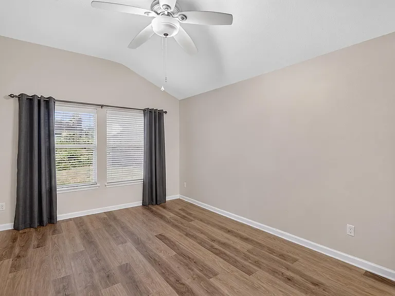 73 Durango Dr — Photo 27