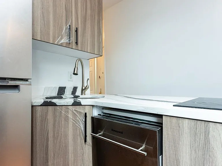 43 Cumberland St #1R — Photo 5