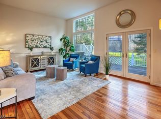 94 W Main St, Mendham, NJ 07945