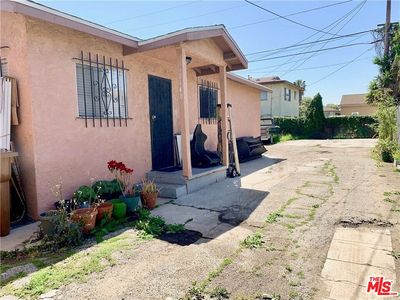 1140 W 89th St, Los Angeles, CA, 90044