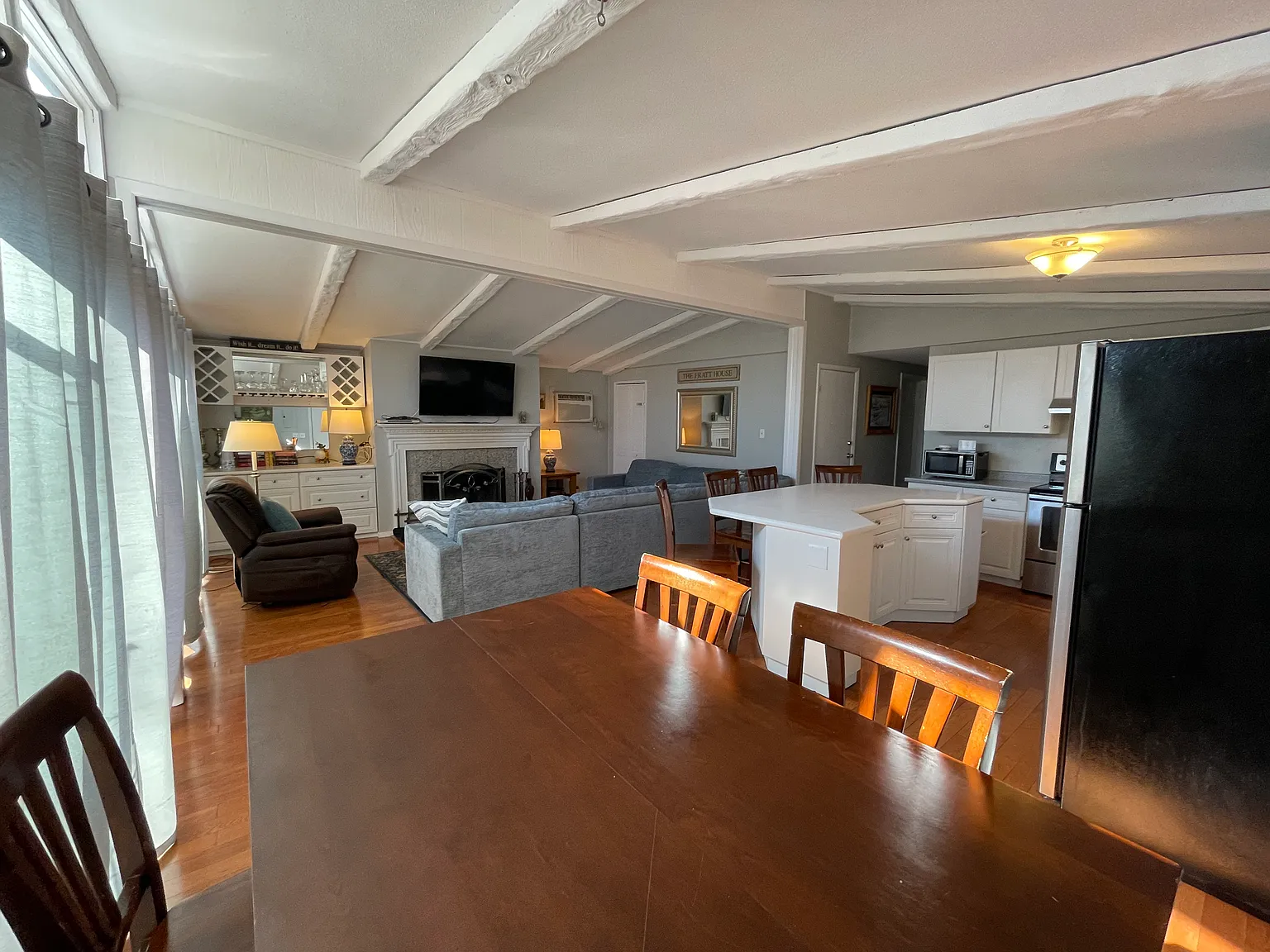 6 Lilla Ln — Photo 2
