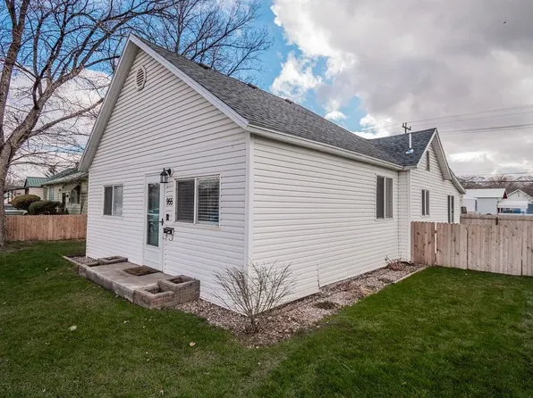 955 N 10th Ave, Pocatello, ID 83201