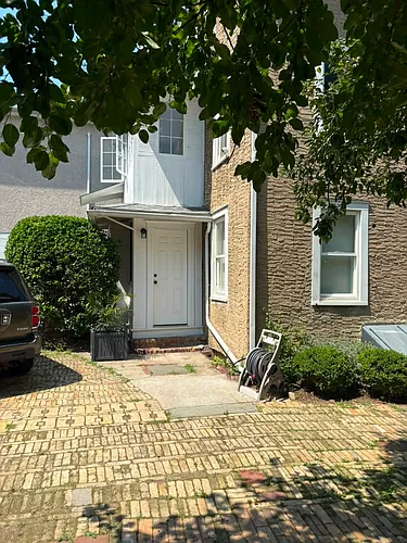 259 N Washington St #1-F Photo 1 259 N Washington St #1-F Photo 1