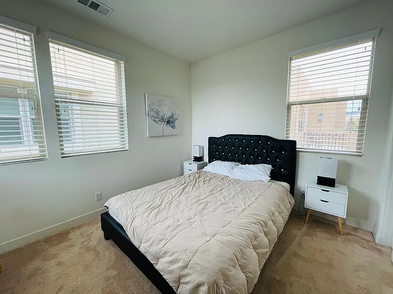 243 Radial — Photo 9