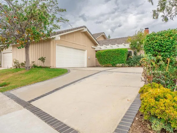 4985 Paseo Segovia, Irvine, CA 92603