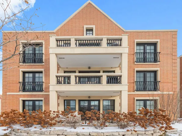 1155 Kelmscott Way #108, Lake Forest, IL 60045