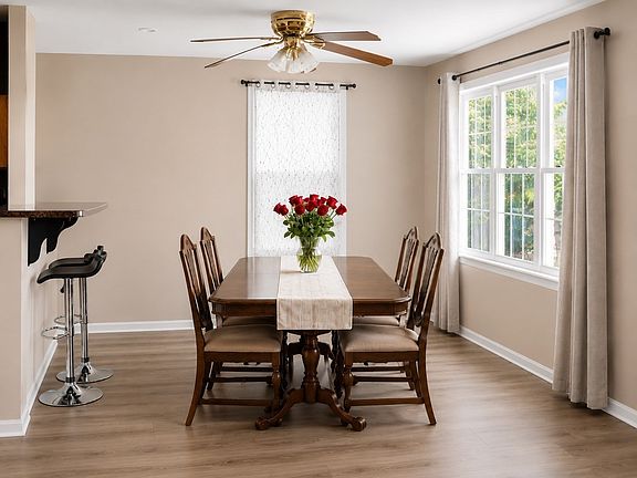 5th image of 18 Frongillo Farm Rd