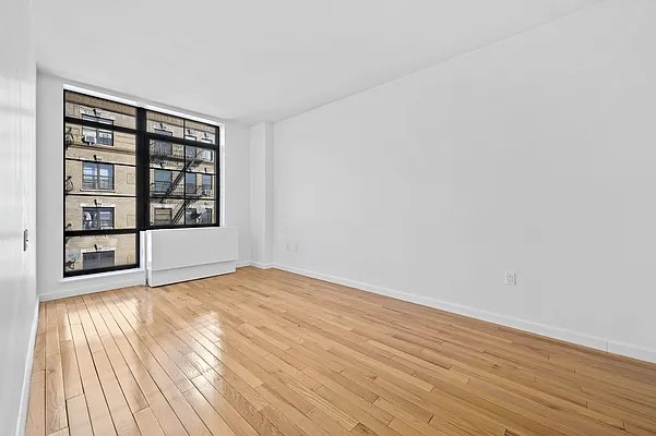 Rented by Nest Seekers International | media 44