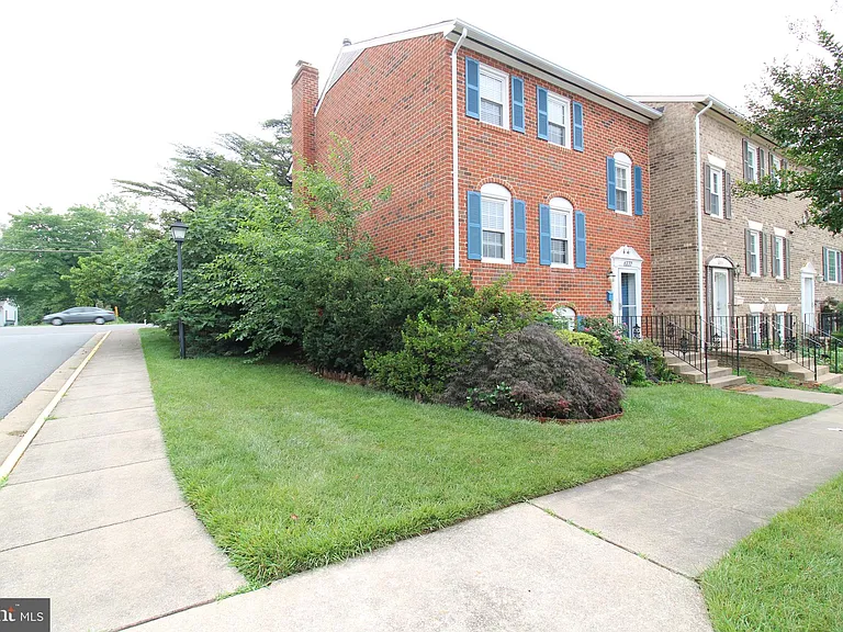 6337 Mayapple Pl — Photo 2
