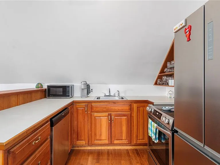 183 Wood St #3 — Photo 11