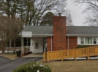 3030 Dulwich Dr, North Chesterfield, VA 23234