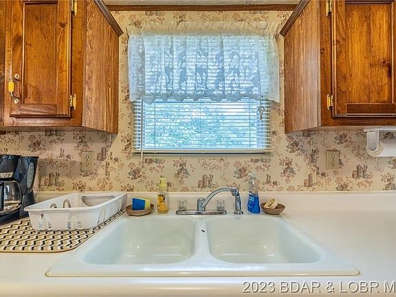 2nd image of 509 Iras Ln