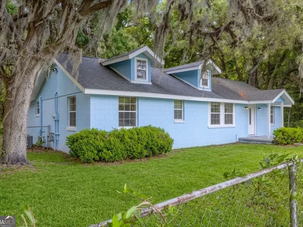 1368 Point Peter Rd, Saint Marys, GA 31558