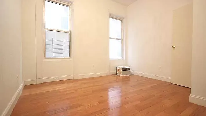 Rented by Elmord Management LLC | media 16