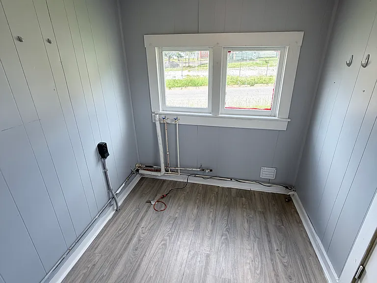 2301 East Ave — Photo 8