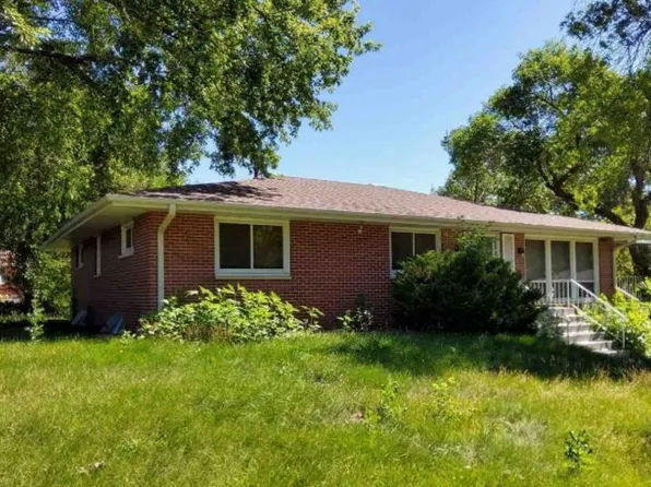 5746 Lenox Ave, Lincoln, NE 68510