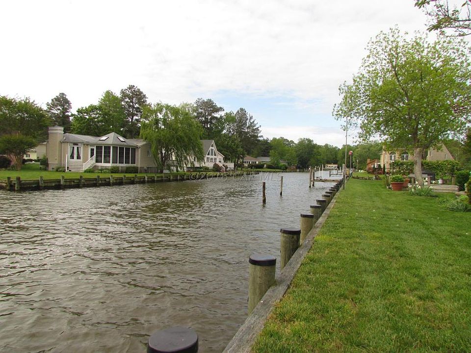 1st image of 89 White Sail Cir