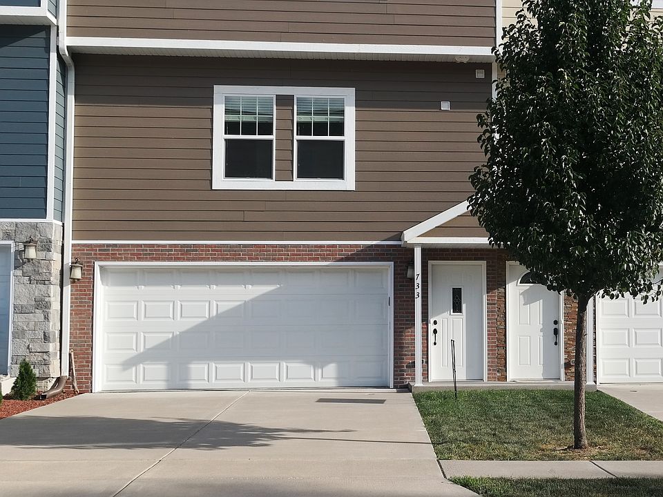 733 Cox Court