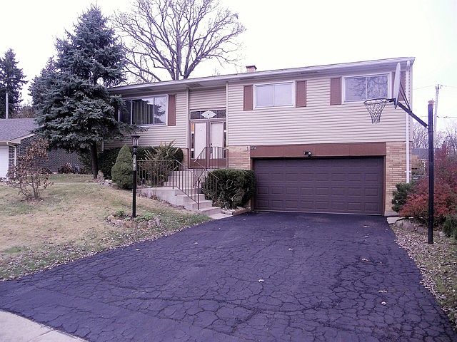1st image of 9170 Meadowview Dr