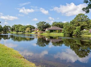 1696 Tall Tree Dr E, Jacksonville, FL 32246