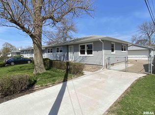 7915 8 1/2 St W, Rock Island, IL