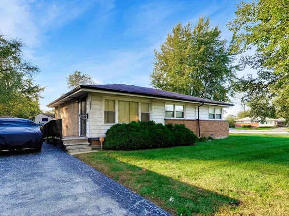 16242 Oxford Dr, Markham, IL 60428