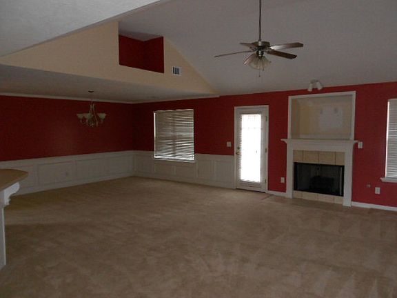 4th image of 512 Wickham Dr