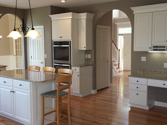 Kitchen / hearth area
