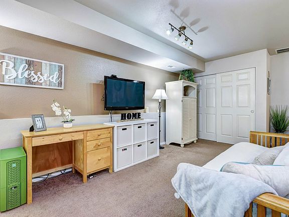 4th image of 901 E Marine View Dr Unit 303