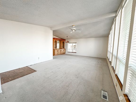 4th image of 1402 22nd Street NE #419