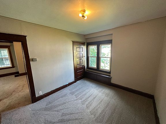 5th image of 2232-2234 N 44th St #2232