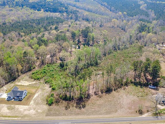 3rd image of 02 Connell Road