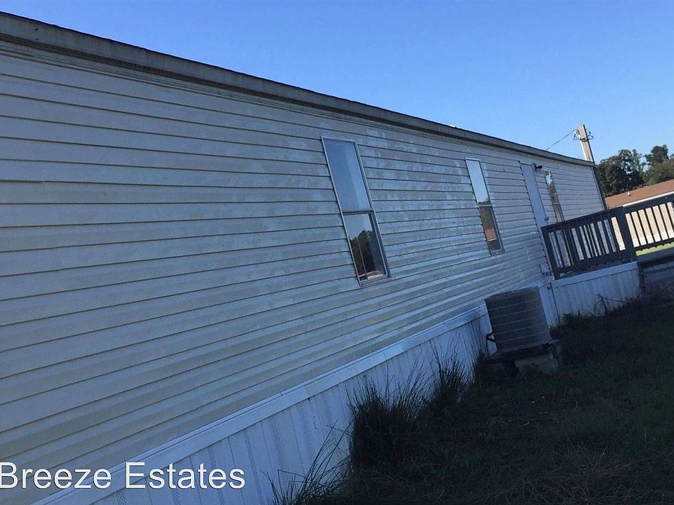 2nd image of 90 Mac Drummond Rd