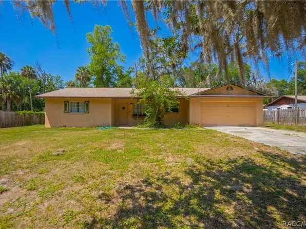 1561 NW 21st St, Crystal River, FL 34428