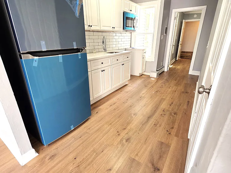 626 Eisenbrown St — Photo 4