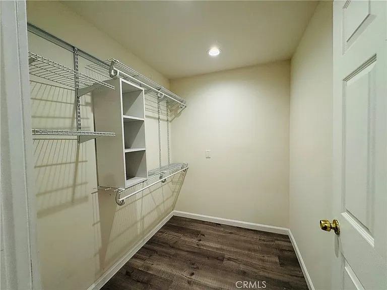 5059 Ludgate Dr #B — Photo 12