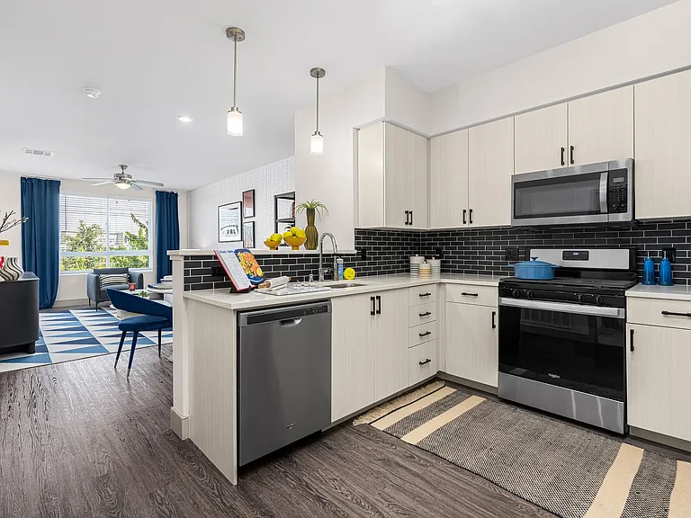 Duo Apartments — Photo 42