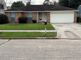 7907 Goldengrove Dr, Spring, TX 77379