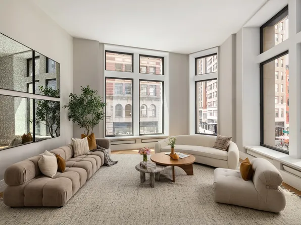 212 Fifth Avenue image 2 of 12