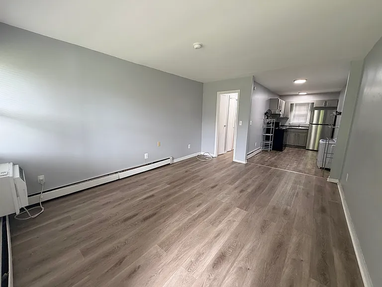47 Huguenot St #1 — Photo 5