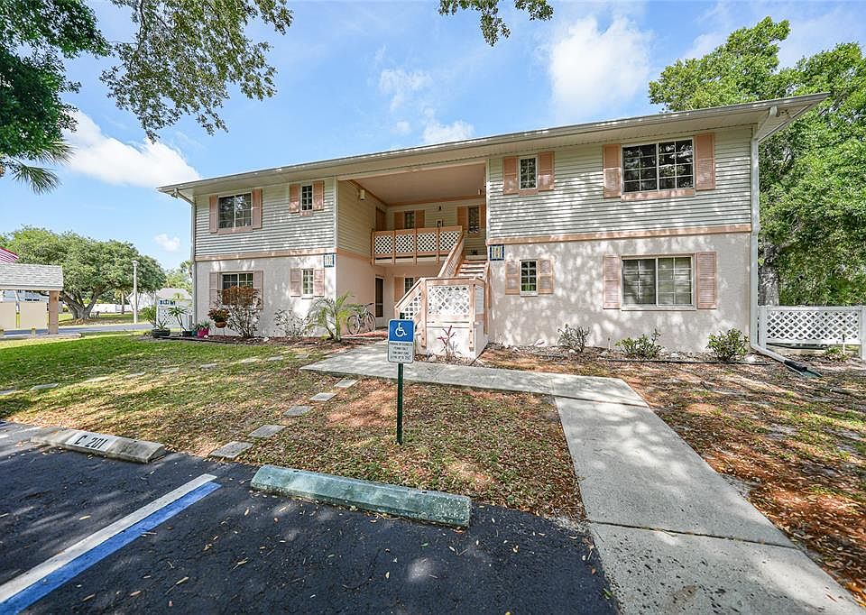 1st image of 1051 Forrest Nelson Blvd #201